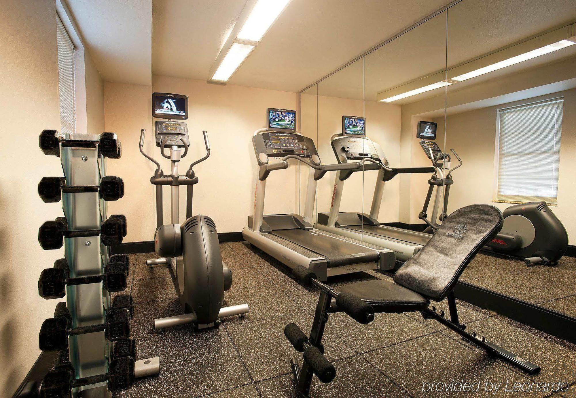 Towneplace Suites Dulles Airport Sterling Bagian luar foto
