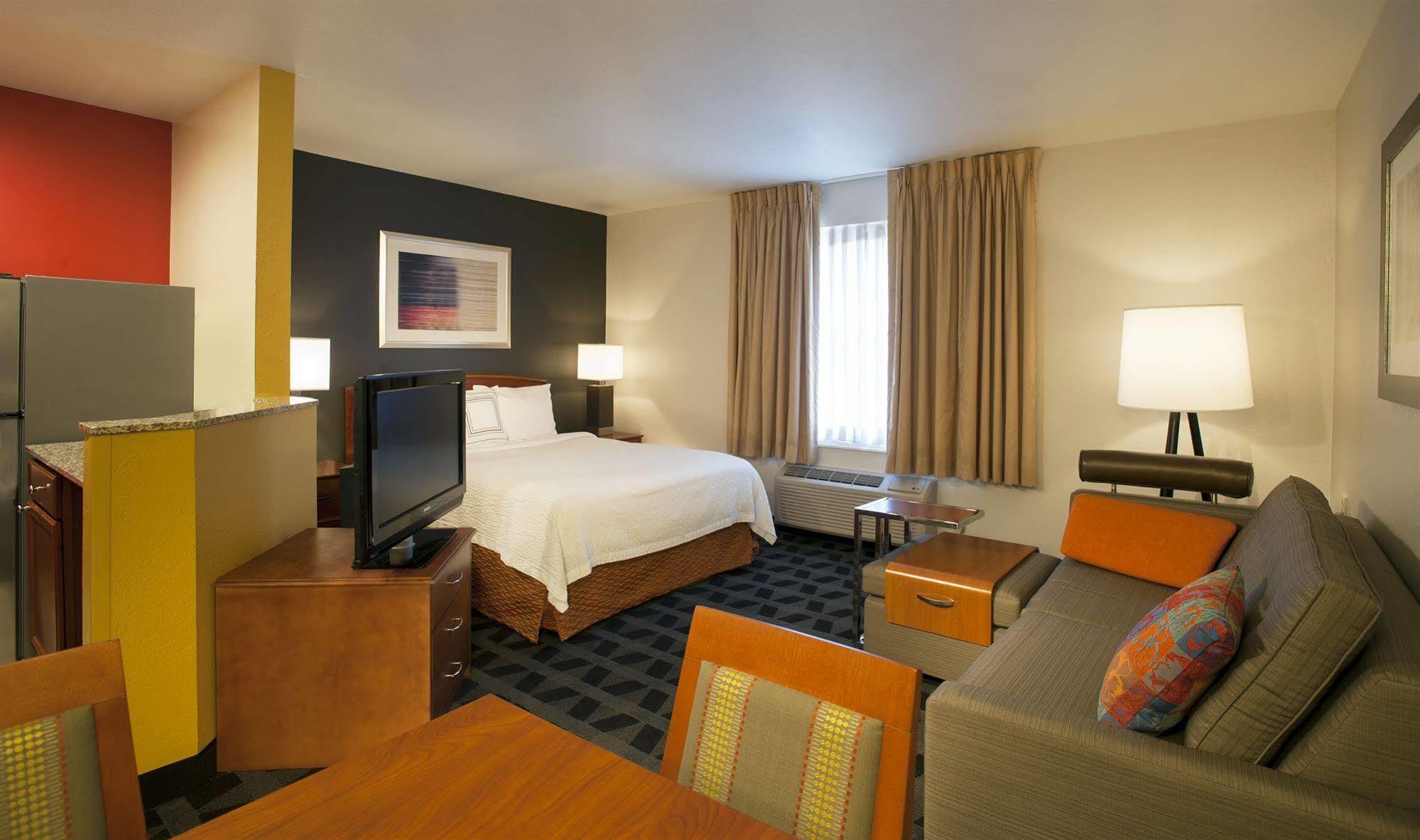 Towneplace Suites Dulles Airport Sterling Bagian luar foto
